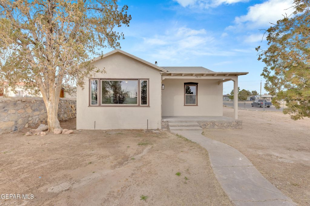 Photo of 7655 HACIENDA Avenue, El Paso, TX 79915 (MLS # 938188)
