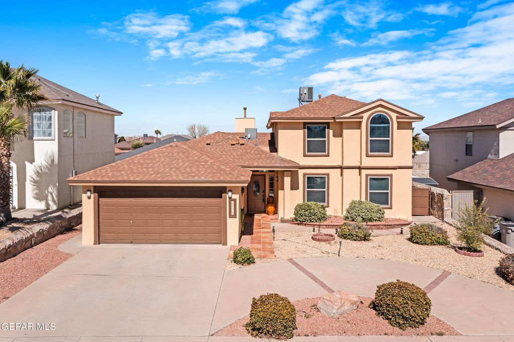 Photo of 12517 SUN SPIRIT Drive, El Paso, TX 79938 (MLS # 939130)