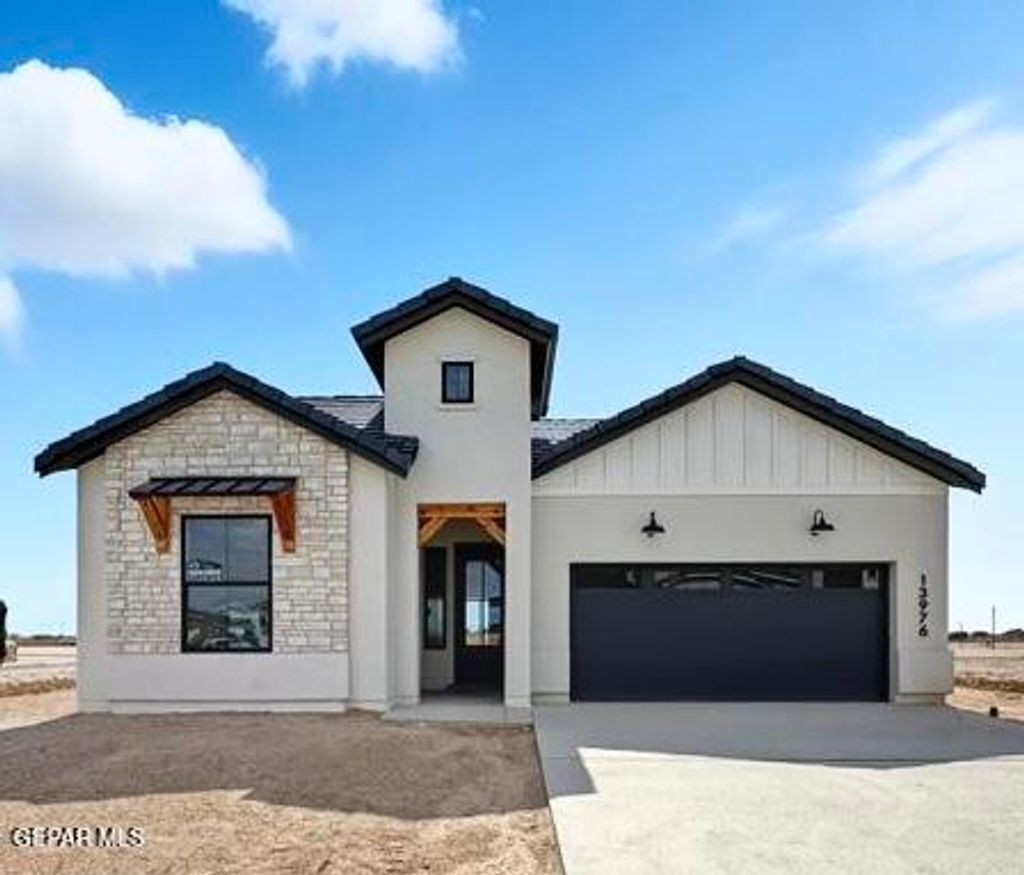 Photo of 13976 Paseo Aves Avenue, Horizon City, TX 79928 (MLS # 931056)