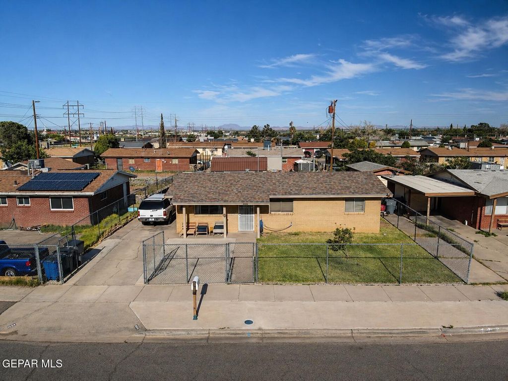 Photo of 13056 Sherwood Drive, El Paso, TX 79924 (MLS # 942961)