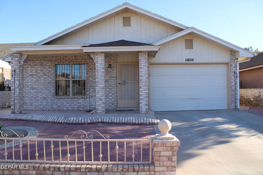 Photo of 11654 CARLOS MORAN Court, El Paso, TX 79936 (MLS # 936792)