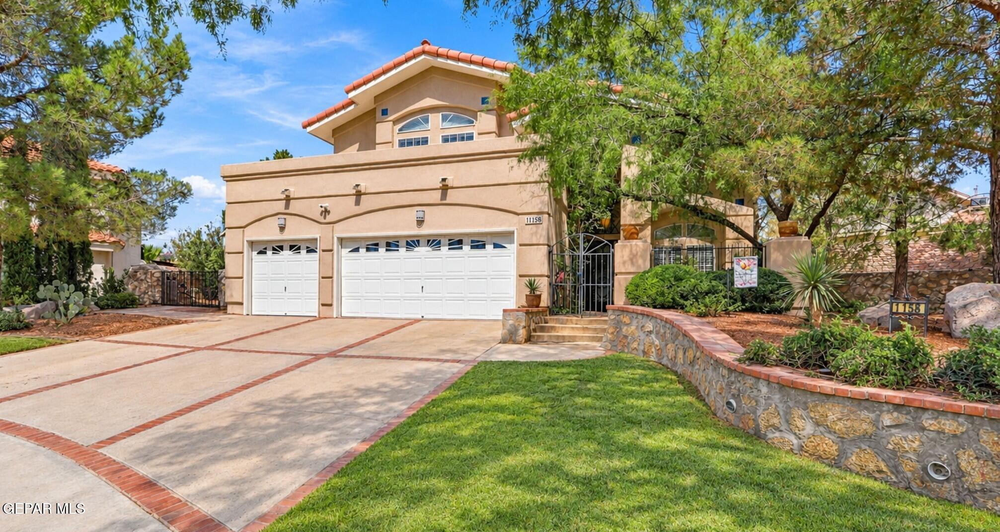 1158 PINE RIDGE Way