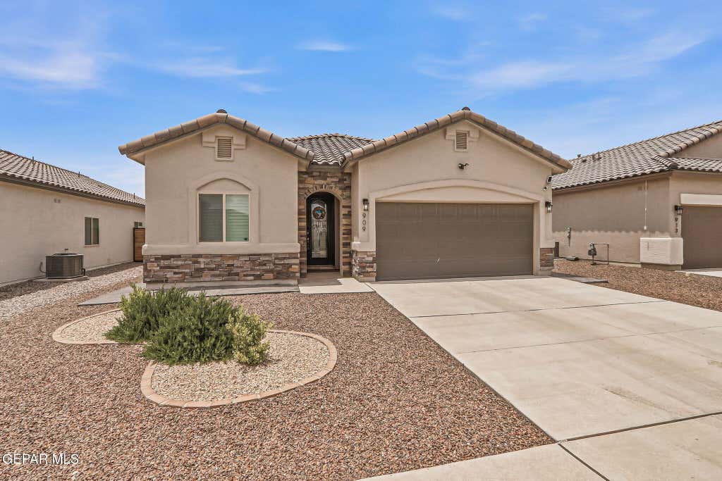 Photo of 909 INDIGO SKY Street, El Paso, TX 79928 (MLS # 948632)