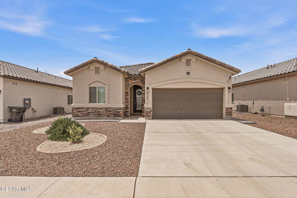 Photo of 909 INDIGO SKY Street, El Paso, TX 79928 (MLS # 948632)