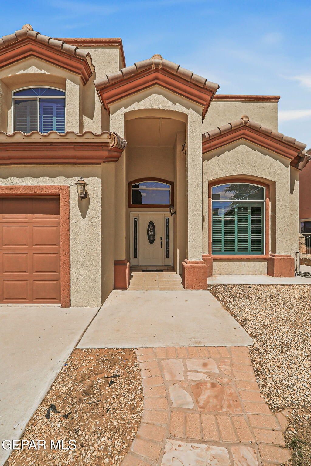 Photo of 3720 TIERRA AURORA Drive, El Paso, TX 79938 (MLS # 944195)