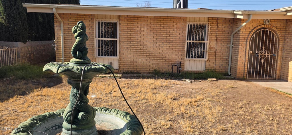 Photo of 5028 SAGITTARIUS Avenue, El Paso, TX 79924 (MLS # 949122)