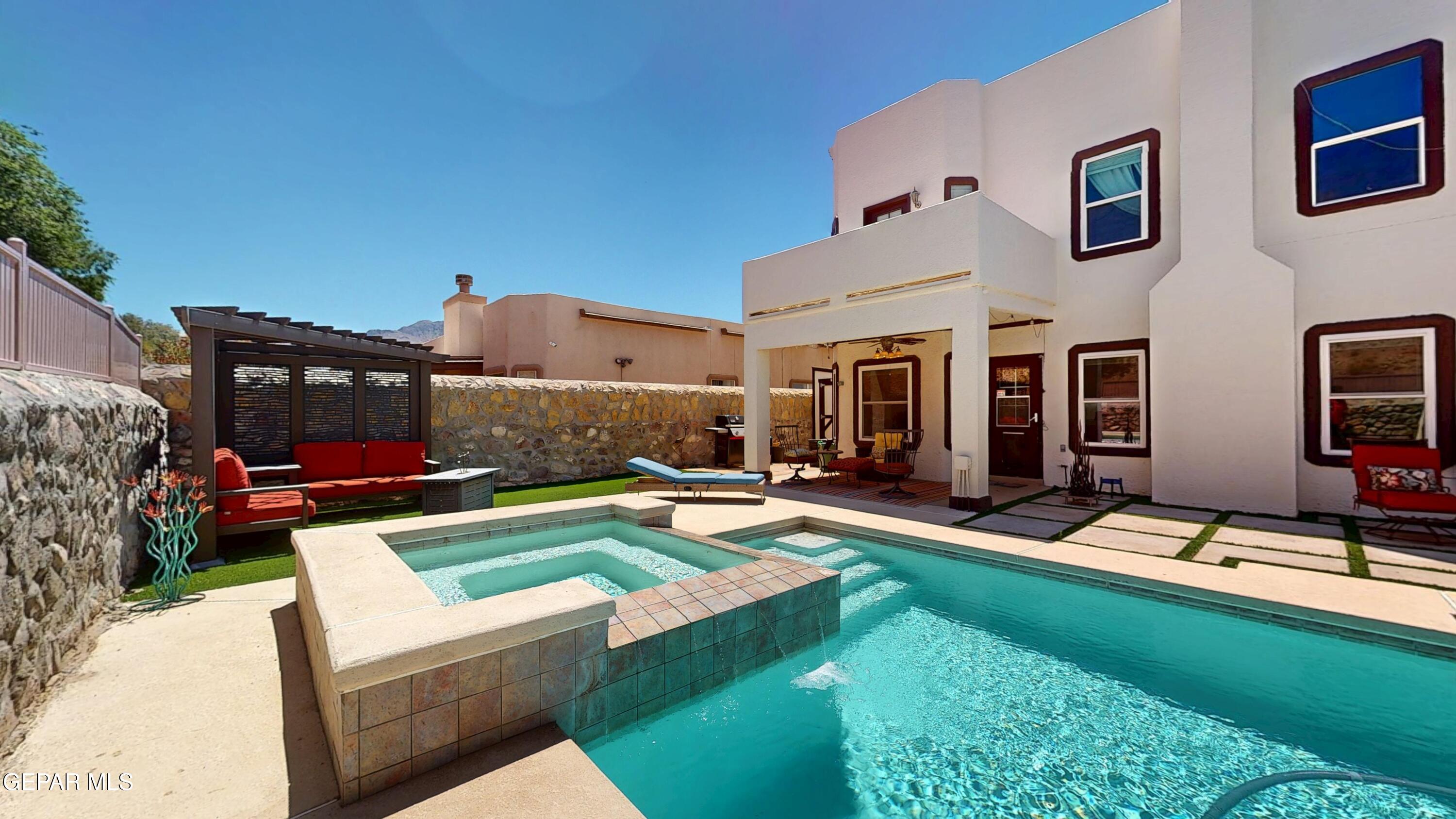 6445 DAKOTA RIDGE Drive