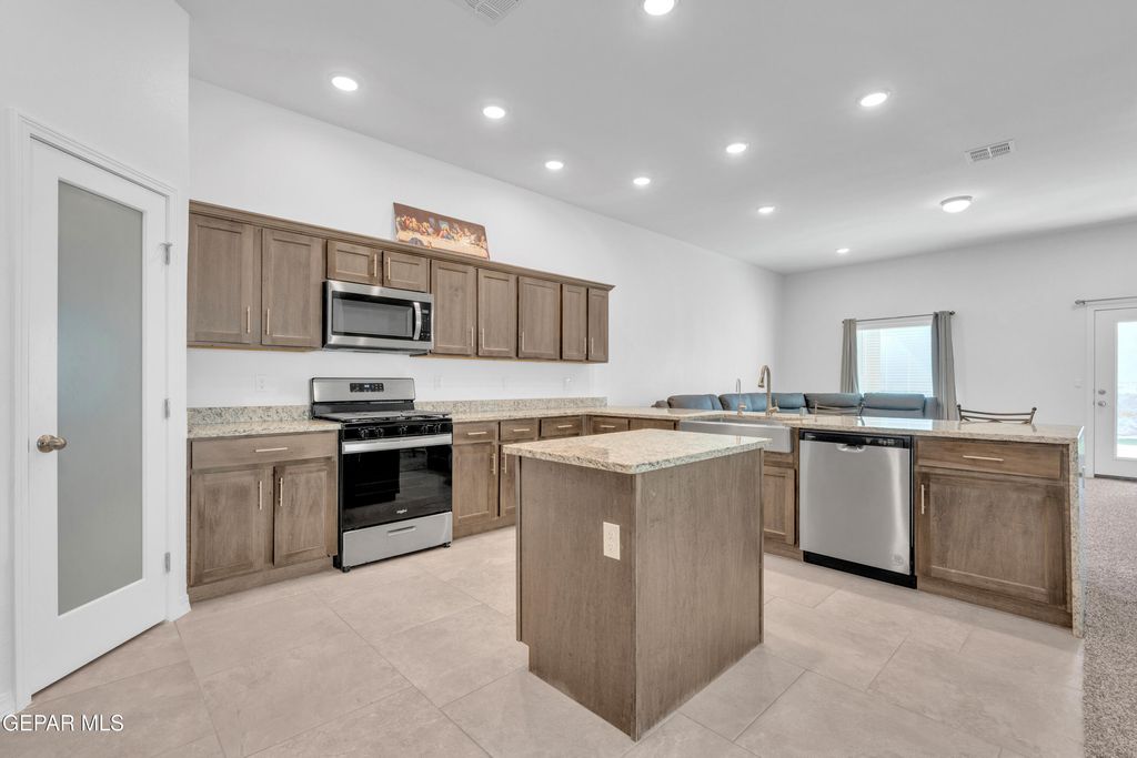 Photo of 14360 STEVE JOYCE Parkway, El Paso, TX 79928 (MLS # 941594)