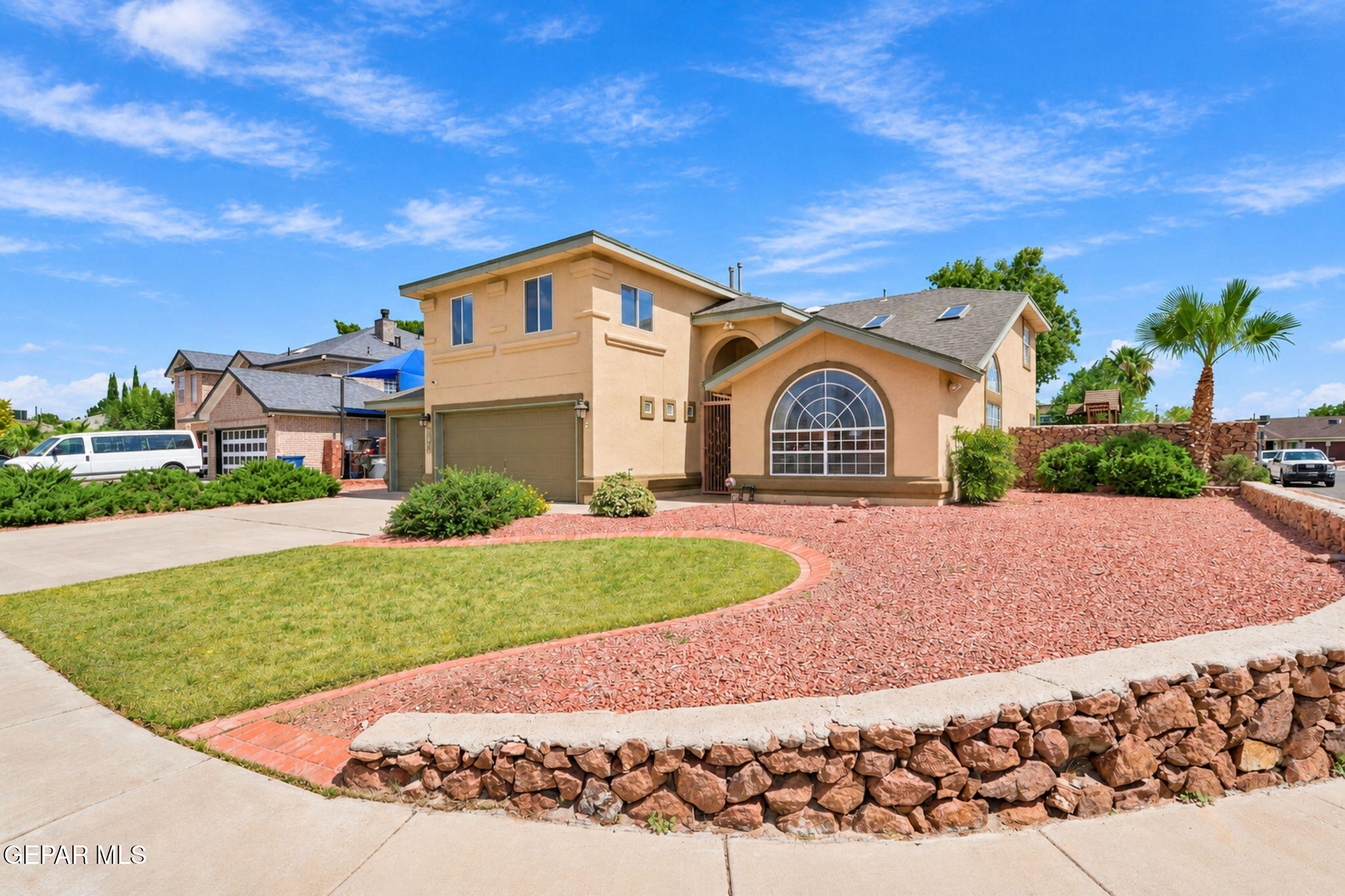 1900 PUEBLO CORONA Lane