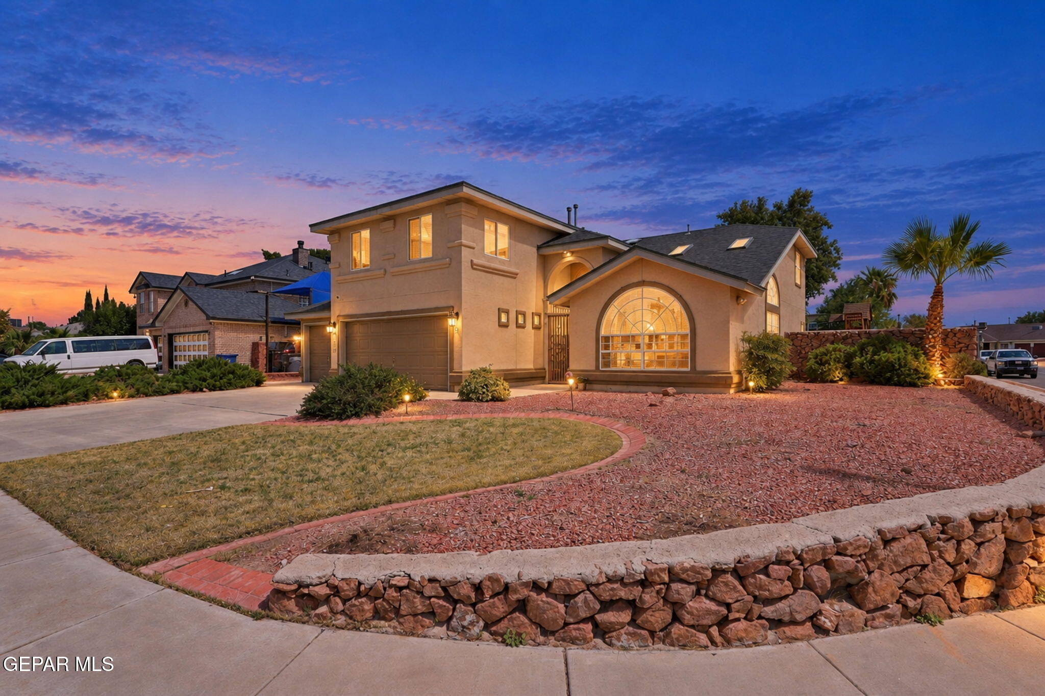 1900 PUEBLO CORONA Lane