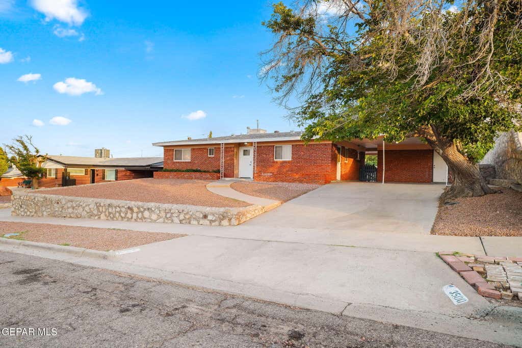 Photo of 3500 ZIRCON Drive, El Paso, TX 79904 (MLS # 945708)
