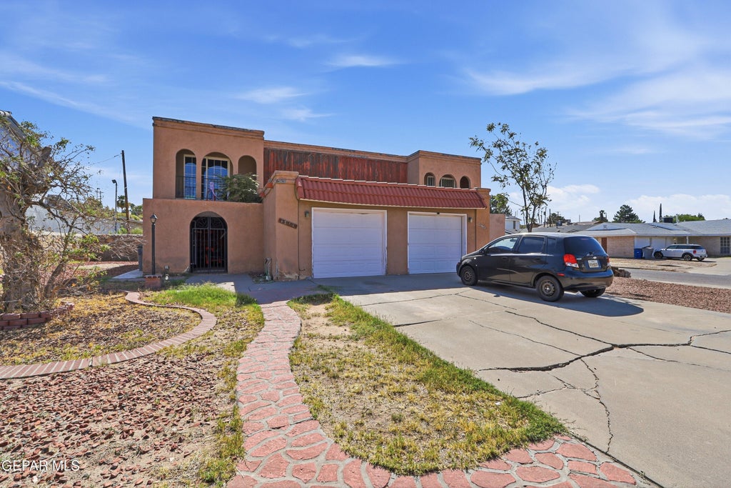 Photo of 4721 FRANKFORT Avenue, El Paso, TX 79903 (MLS # 950572)