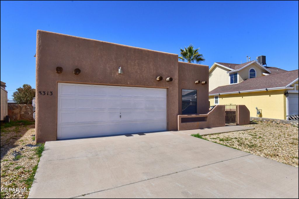 Photo of 3313 TIERRA ESPADA Drive, El Paso, TX 79938 (MLS # 938024)
