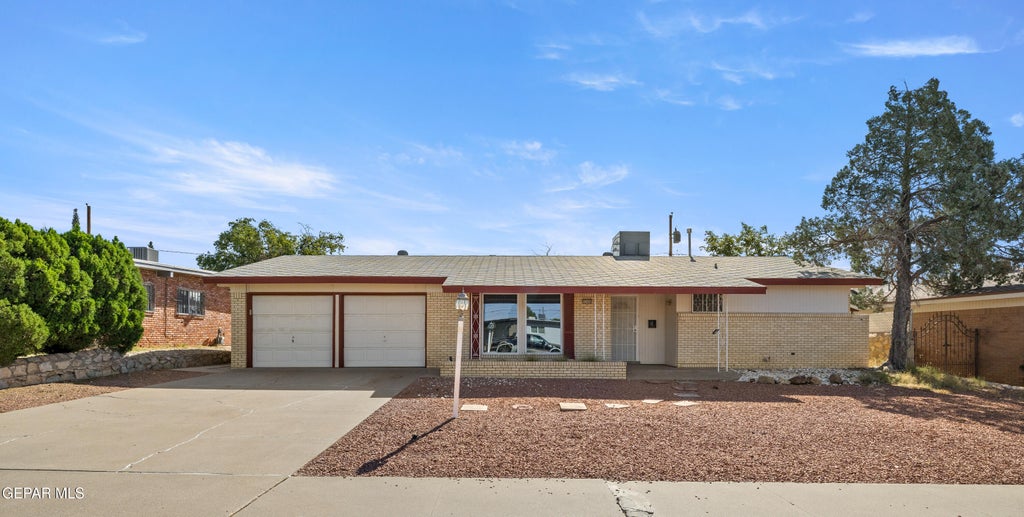 Photo of 3206 LORNE Road, El Paso, TX 79925 (MLS # 950620)