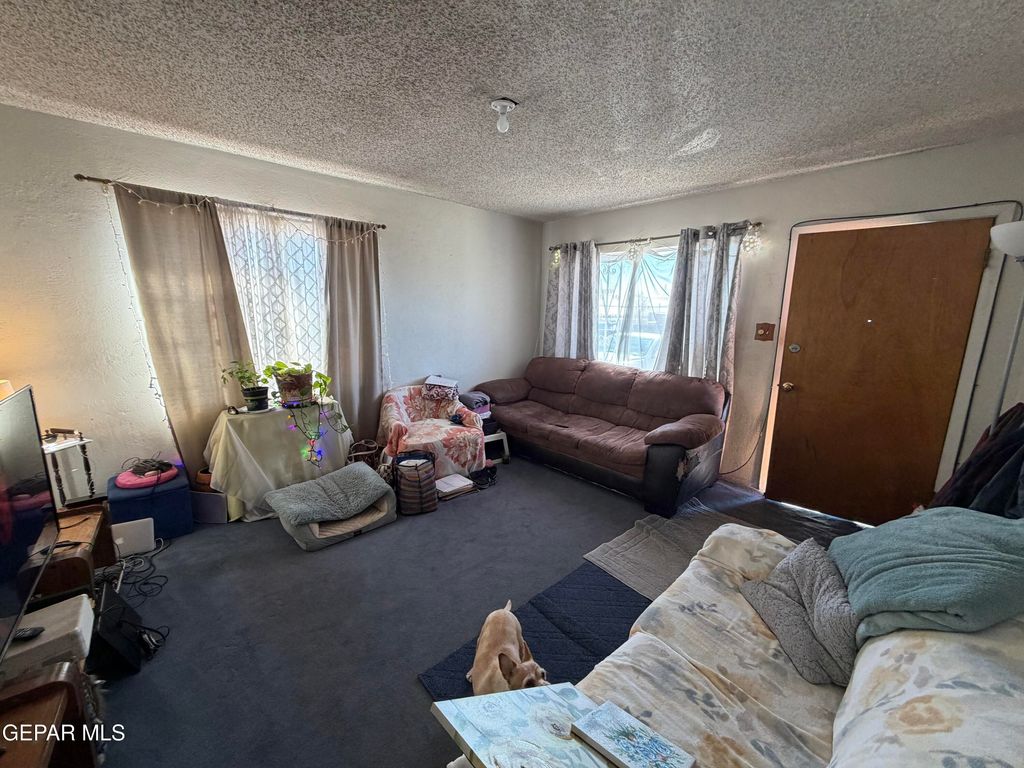 Photo of 6033 Tampa Avenue, El Paso, TX 79905 (MLS # 937052)