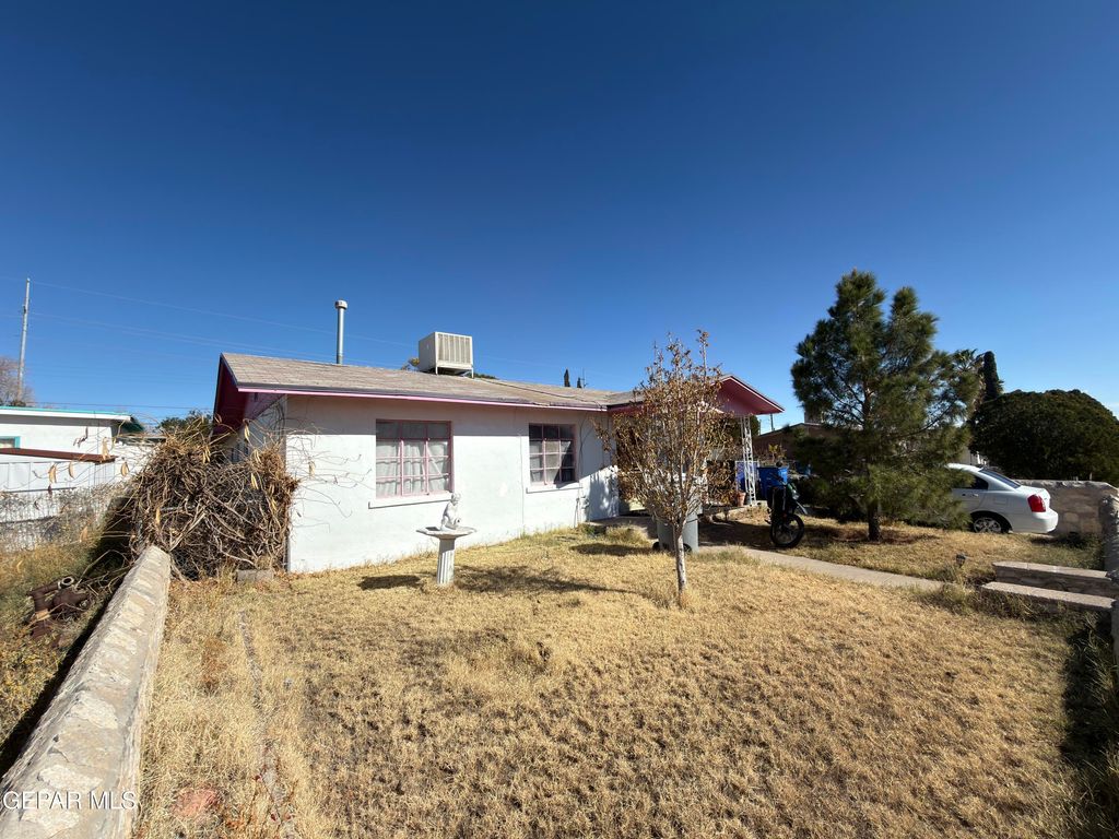Photo of 6033 Tampa Avenue, El Paso, TX 79905 (MLS # 937052)