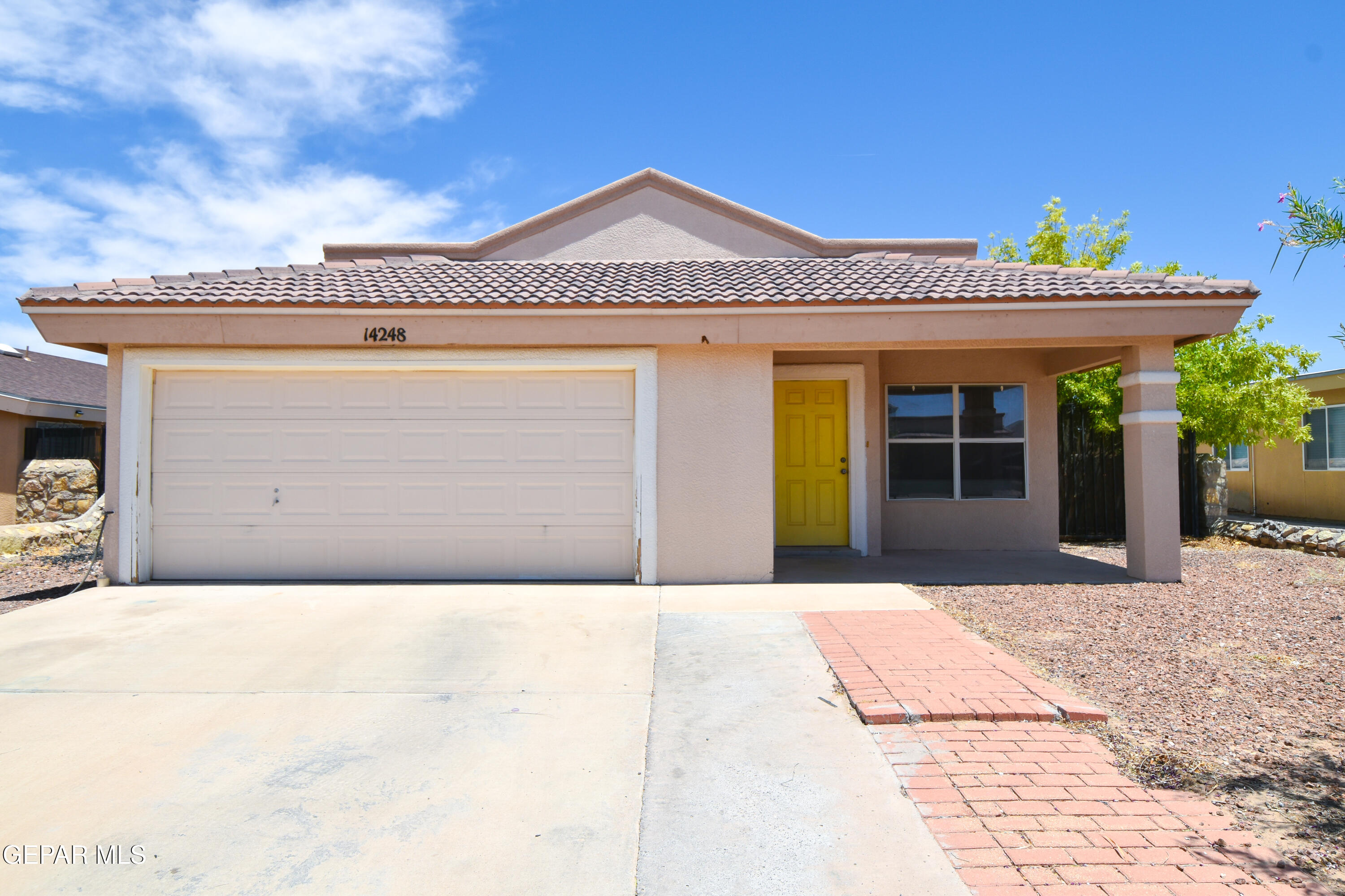 Photo 1 of 40 — 14248 DESERT MESQUITE Drive, Horizon City, TX 79928