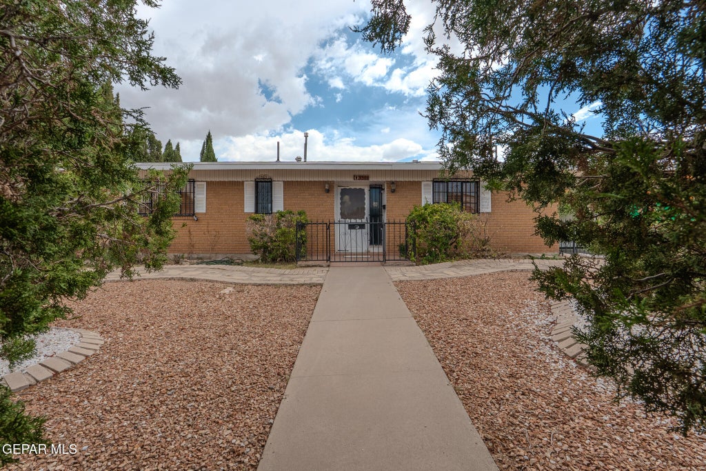 Photo of 3506 HERCULES Avenue, El Paso, TX 79904 (MLS # 949375)