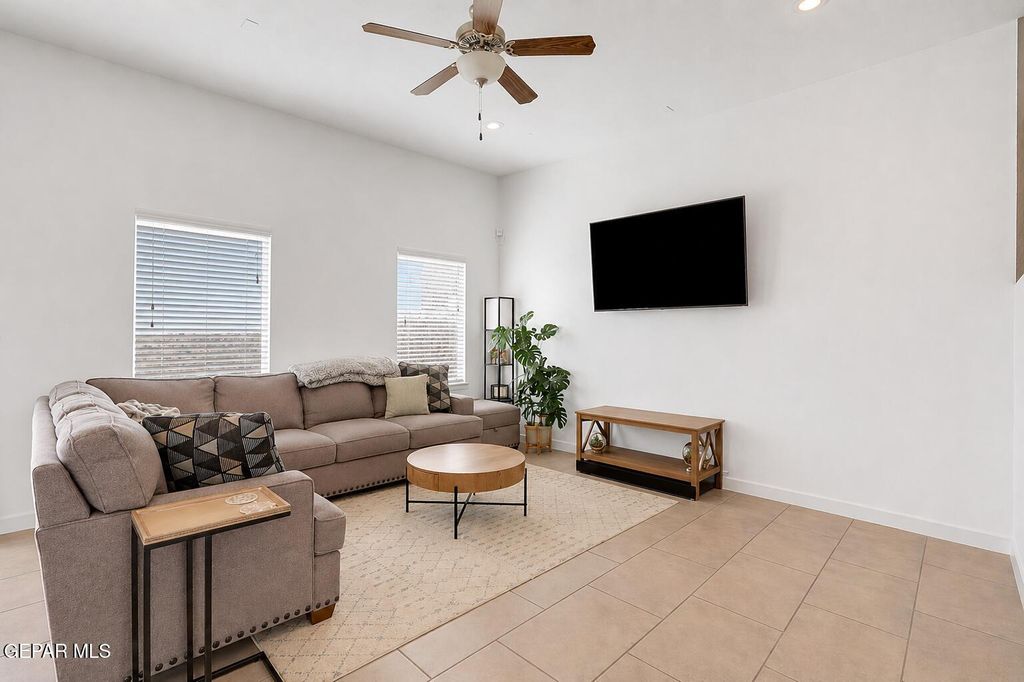Photo of 13178 COZY COVE Avenue, El Paso, TX 79938 (MLS # 943517)