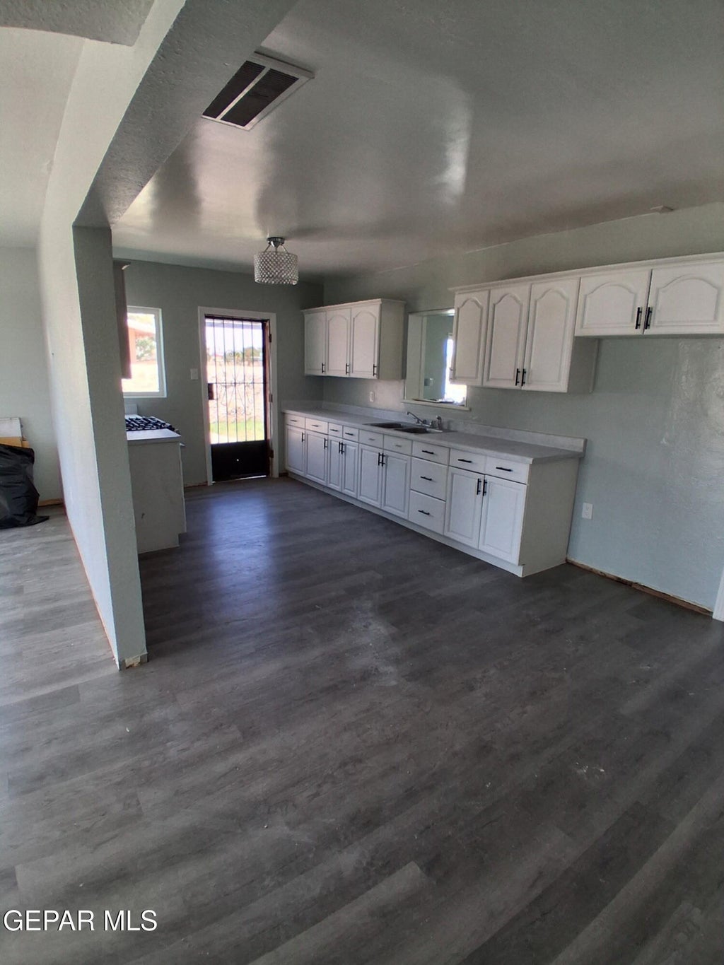 Photo of 424 PECOS Street, El Paso, TX 79905 (MLS # 948675)