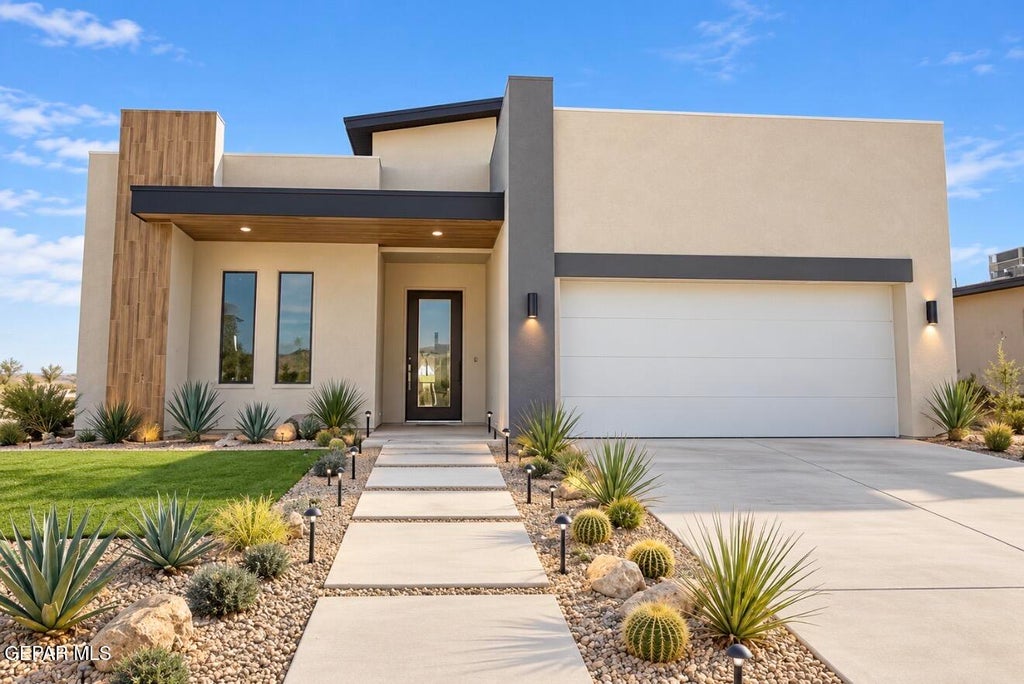 Photo of 1792 SADIE MAE Place, El Paso, TX 79928 (MLS # 953550)