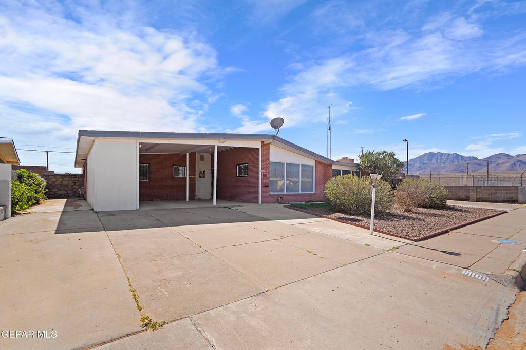 Photo of 5106 ANTONIO Avenue, El Paso, TX 79924 (MLS # 938062)