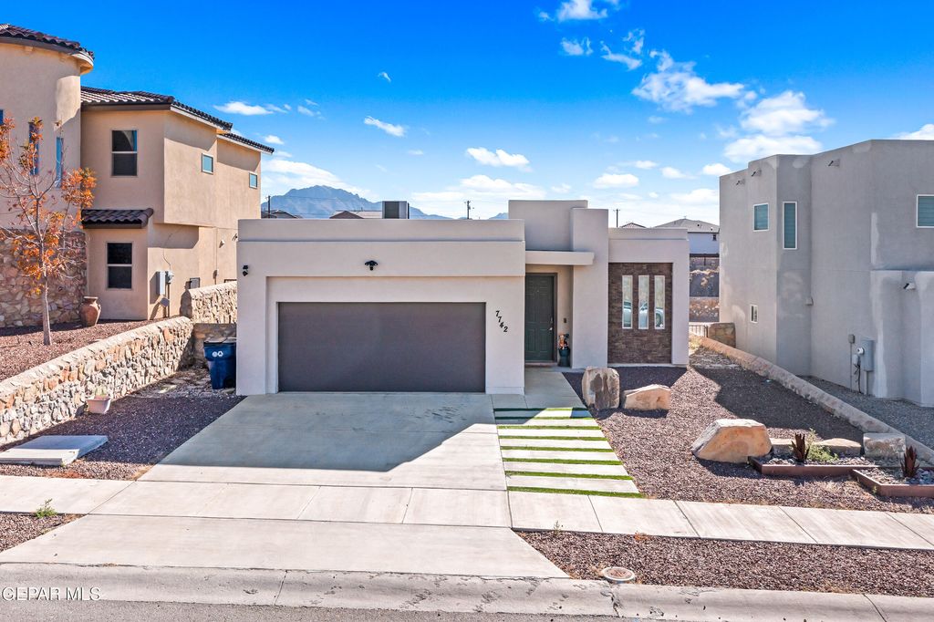 Photo of 7742 Enchanted Ridge Drive, El Paso, TX 79911 (MLS # 934622)