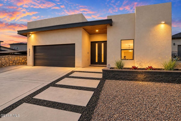 7513 ENCHANTED RIDGE DR, EL PASO, TX 79911 - Image 3ffd8b14ee698ae0f1972cecb8e8e6f4/2743298128