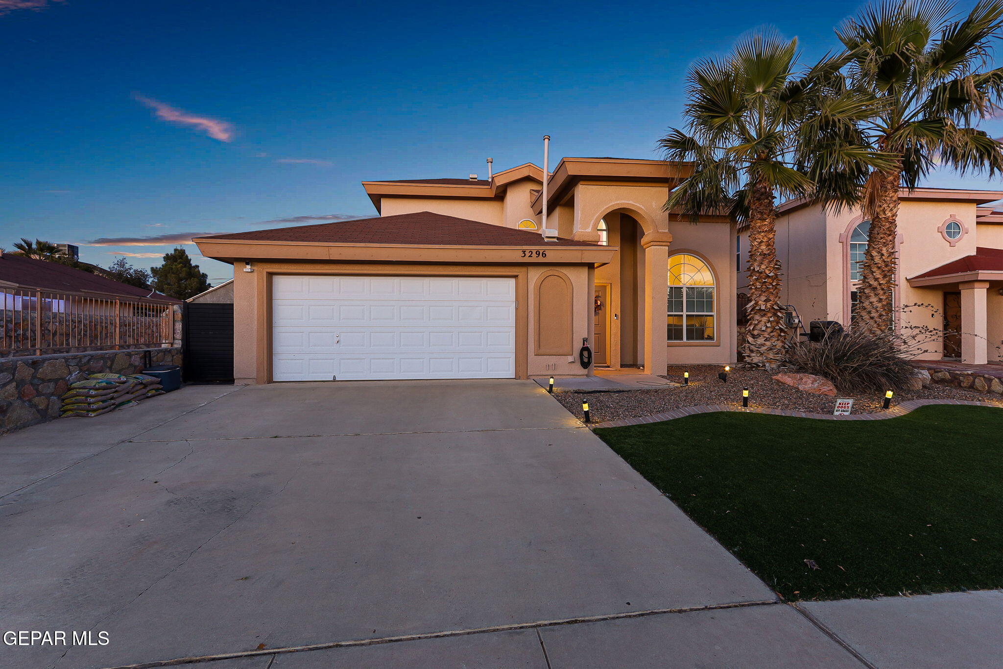 3296 GARDEN POINT Drive