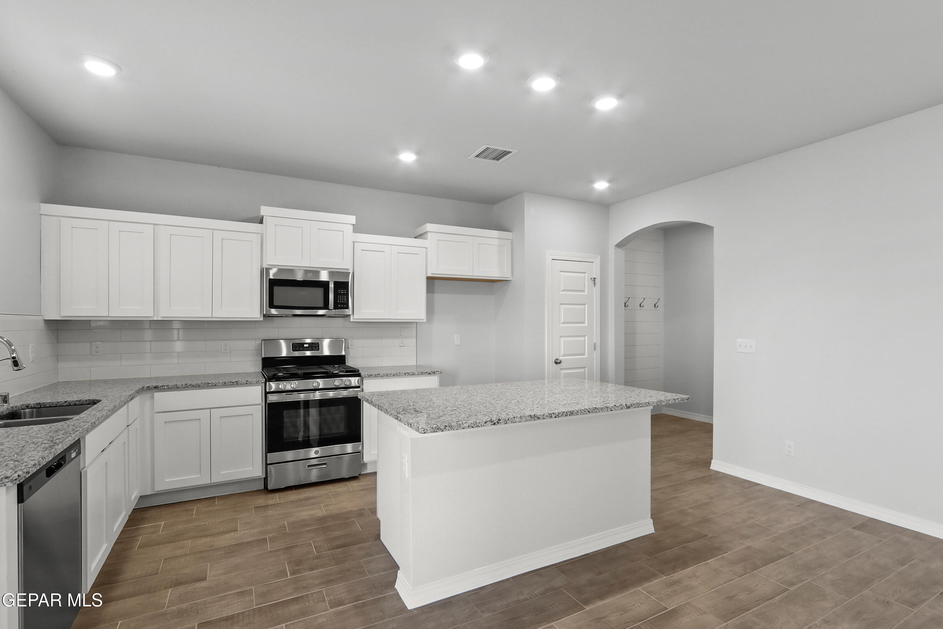 14400 Desert Wind Drive