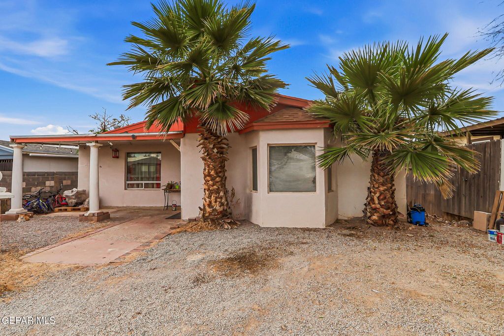Photo of 7335 BUCKHORN Street, Canutillo, TX 79835 (MLS # 943613)