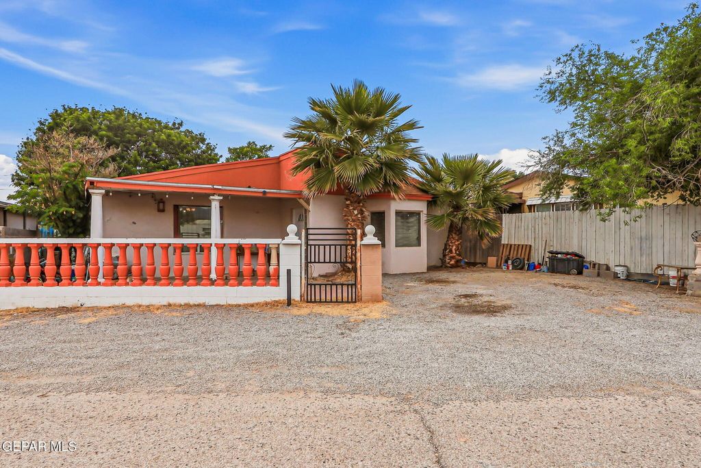 Photo of 7335 BUCKHORN Street, Canutillo, TX 79835 (MLS # 943613)