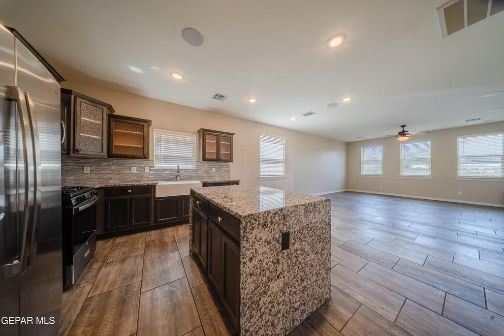 Photo of 12320 Desert Path Court, El Paso, TX 79938 (MLS # 931369)