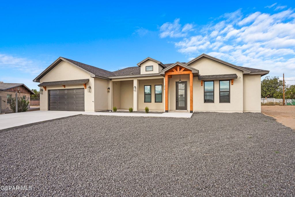 Photo of 236 Nooch Road, Socorro, TX 79927 (MLS # 931767)