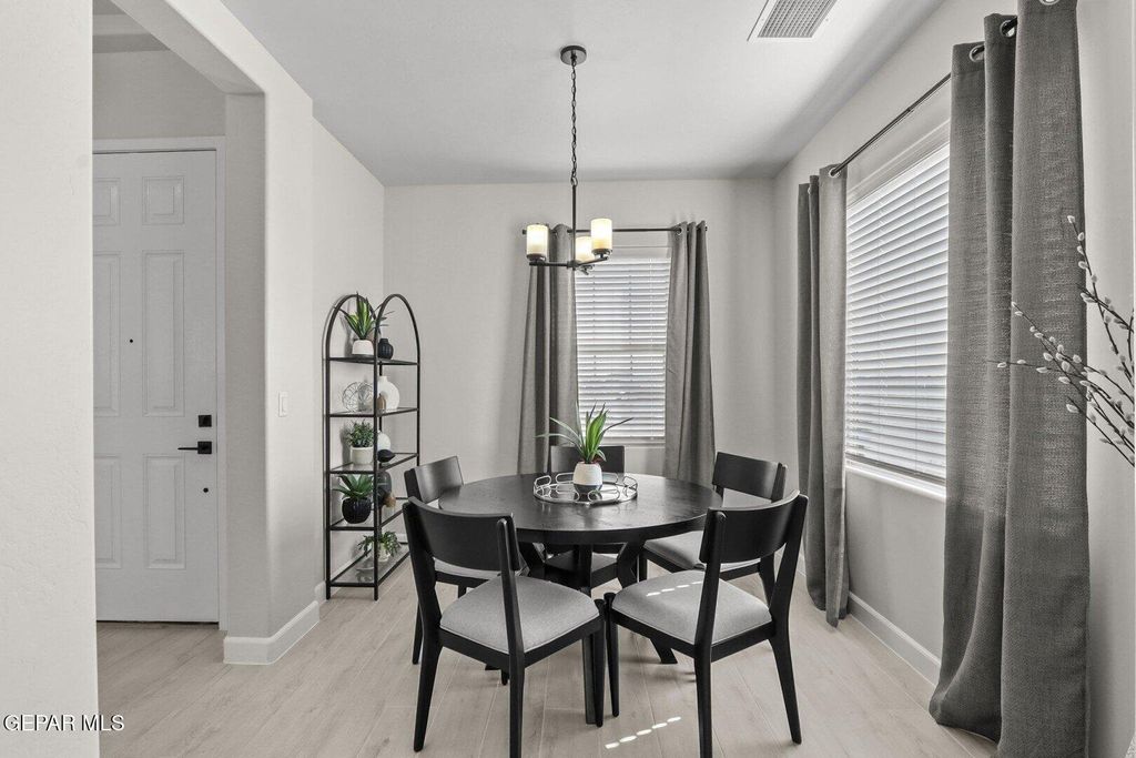 Photo of 14033 Paseo Central Avenue, Horizon City, TX 79928 (MLS # 939397)