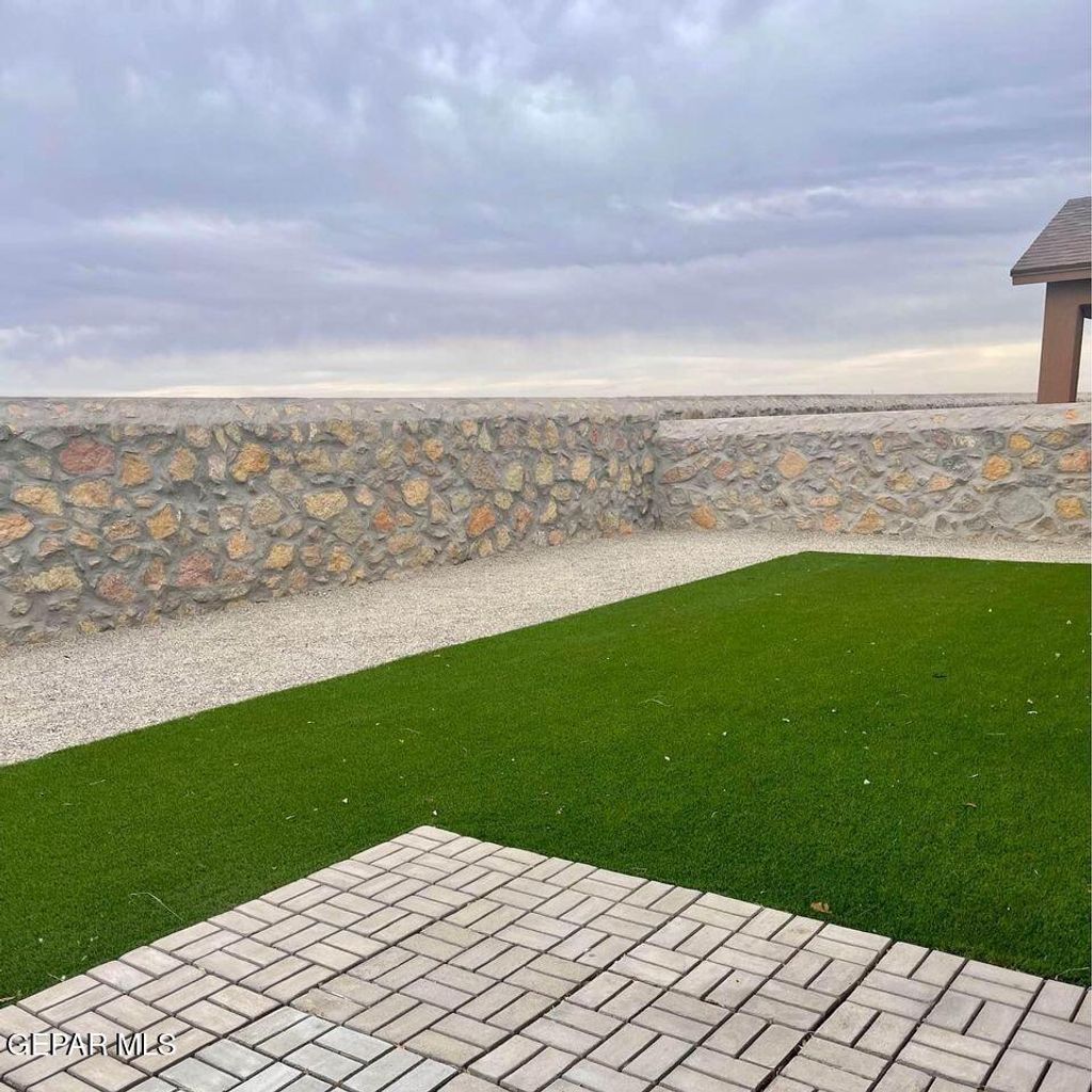 Photo of 4704 MARISABEL AZCARATE Street, El Paso, TX 79938 (MLS # 939708)