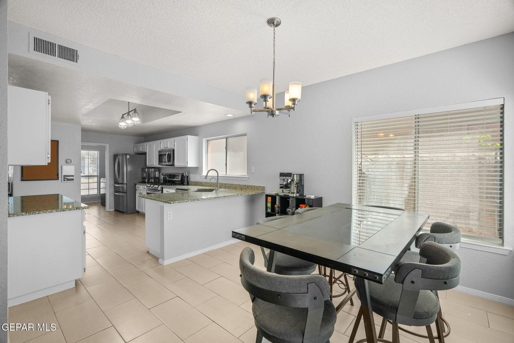 Photo of 5916 VIA ROBLES Lane, El Paso, TX 79912 (MLS # 940673)