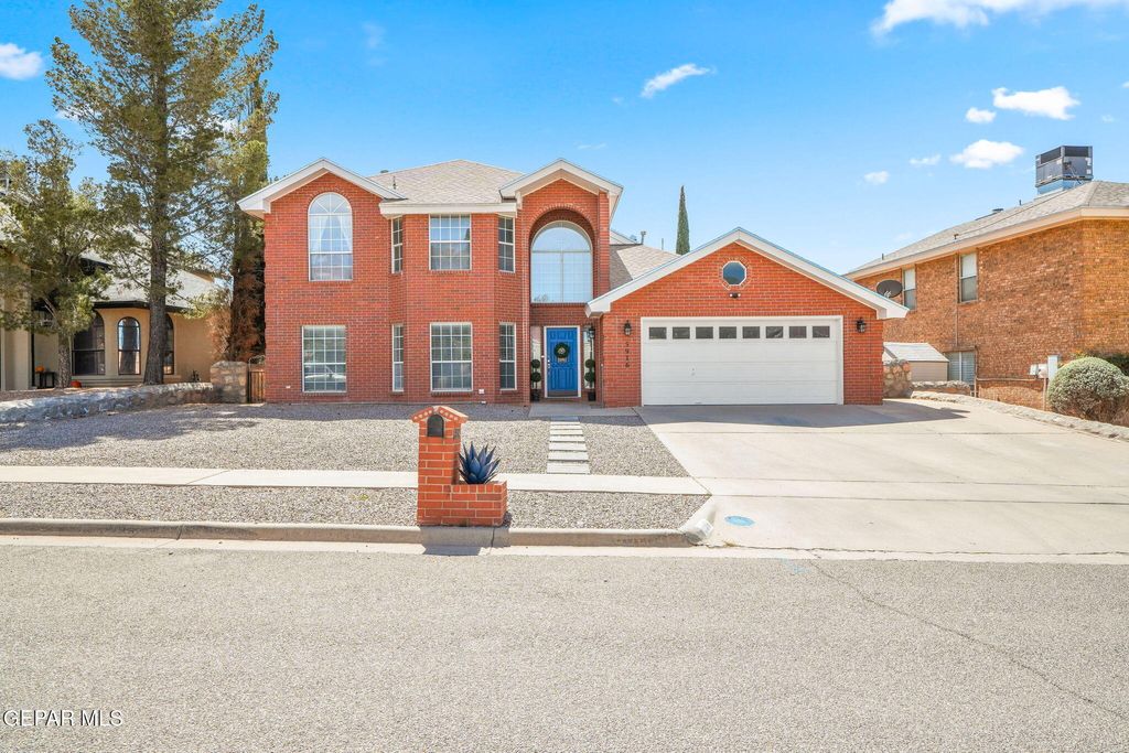 Photo of 5916 VIA ROBLES Lane, El Paso, TX 79912 (MLS # 940673)