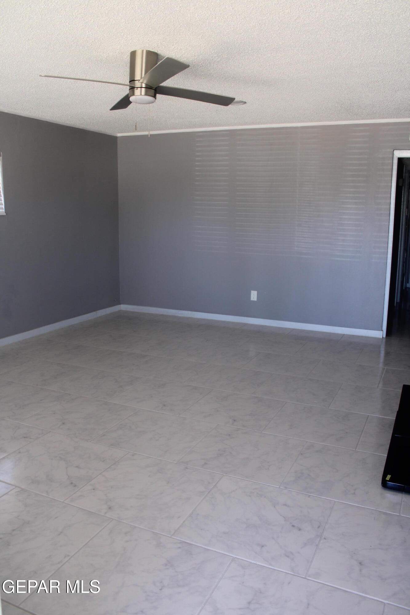 1507 DENNIS Circle