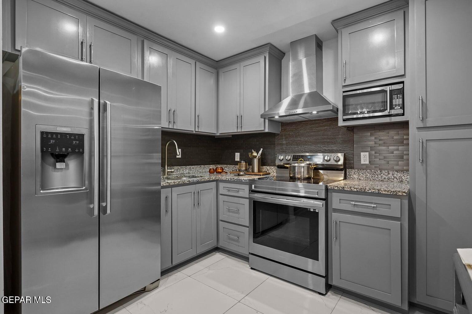 4800 N Stanton Street 55