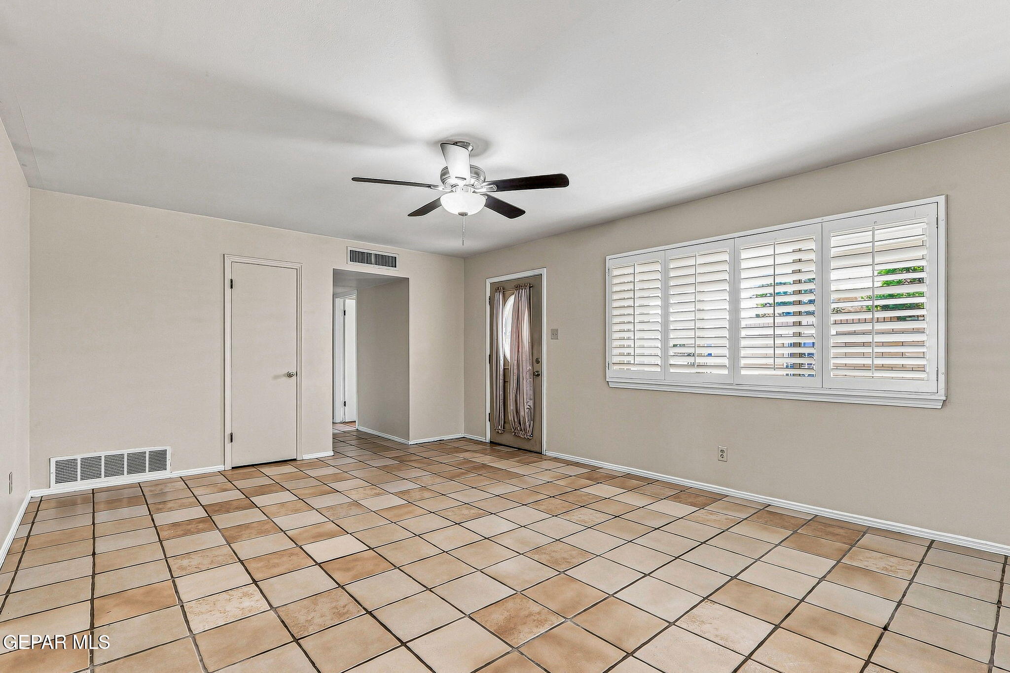 436 DE LEON Drive