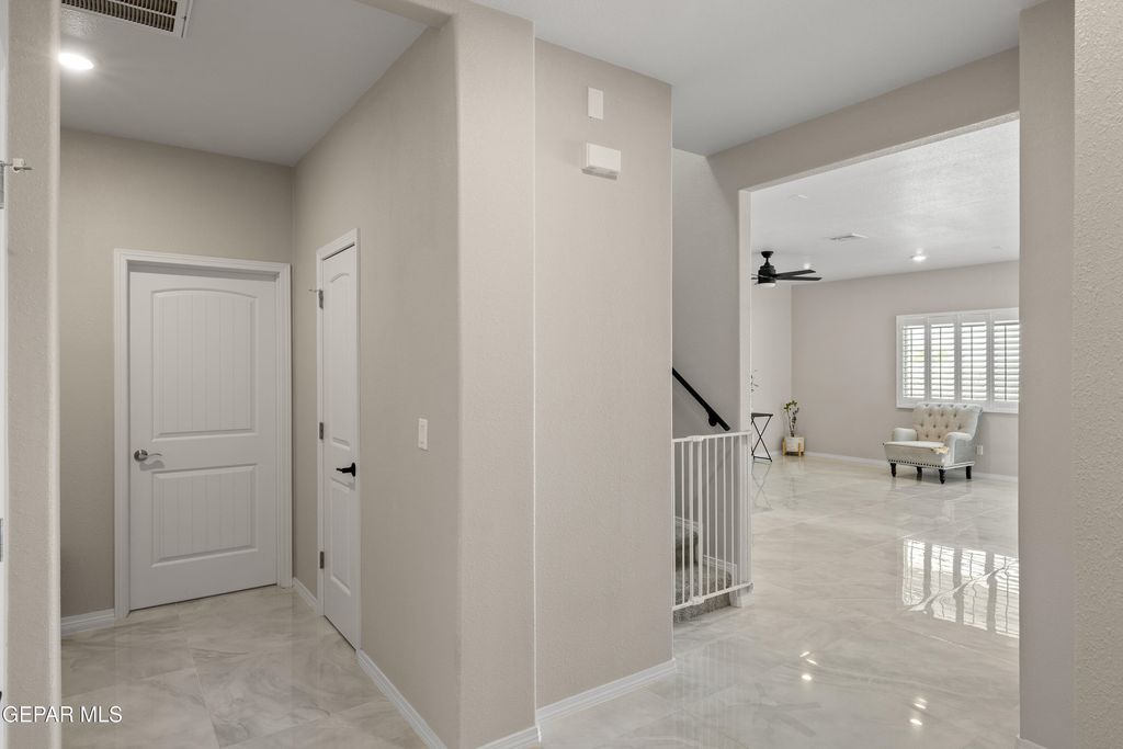 Photo of 13913 Villa Vista Avenue, Horizon City, TX 79928 (MLS # 941888)