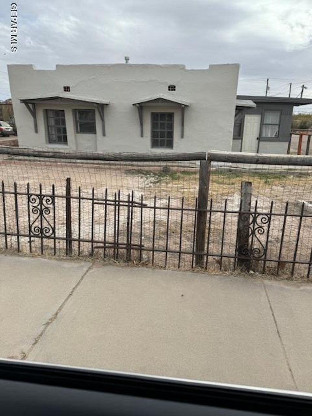 Photo of 660 Mauer Road, El Paso, TX 79915 (MLS # 943992)