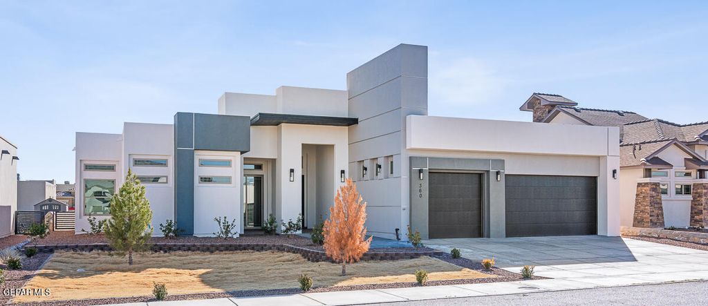 Photo of 360 RIO DE JAZMIN Circle, El Paso, TX 79932 (MLS # 932361)