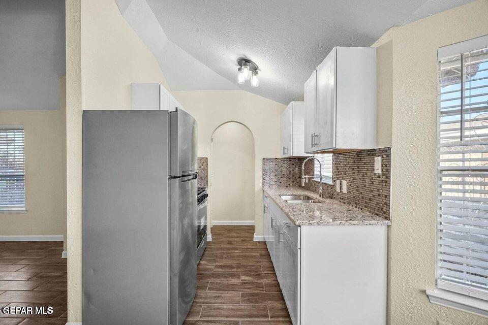 5944 Bridalveil Drive