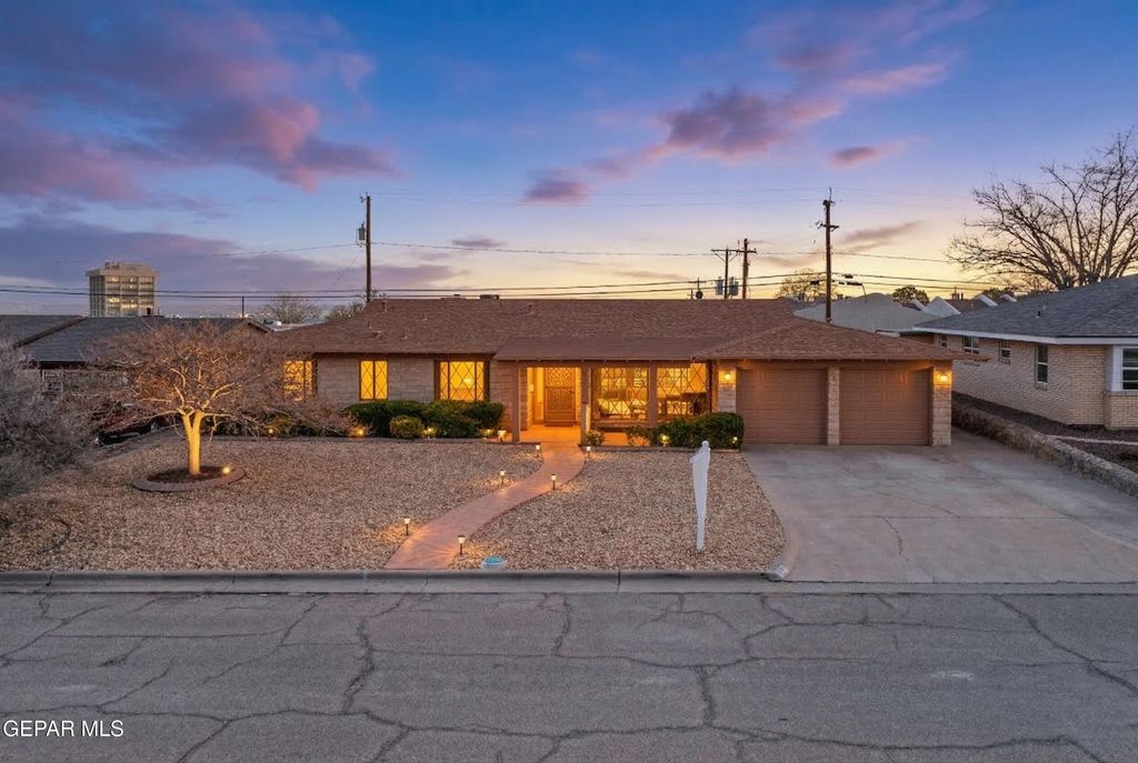 Photo of 5847 BURNING TREE Drive, El Paso, TX 79912 (MLS # 940179)