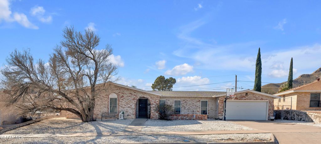 Photo of 3428 MONTRIDGE Court, El Paso, TX 79904 (MLS # 937498)