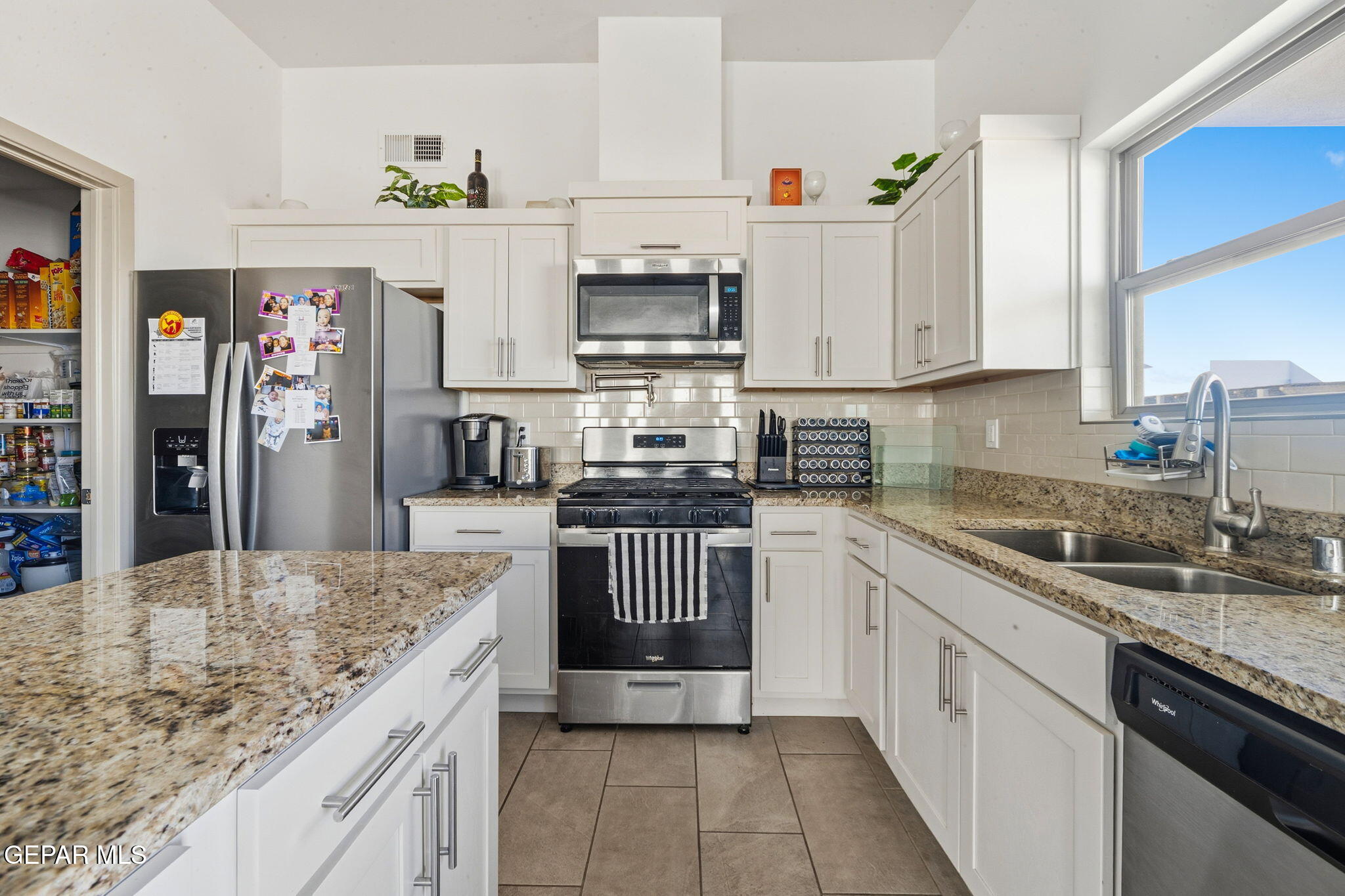 1181 Summer Rain Street