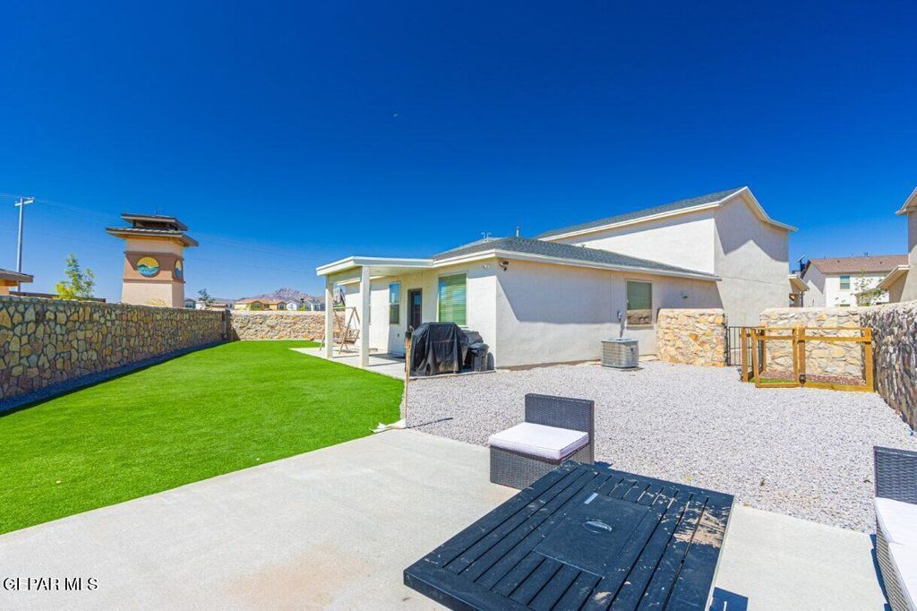 Photo of 11102 BLAZING STAR Place, El Paso, TX 79934 (MLS # 942107)