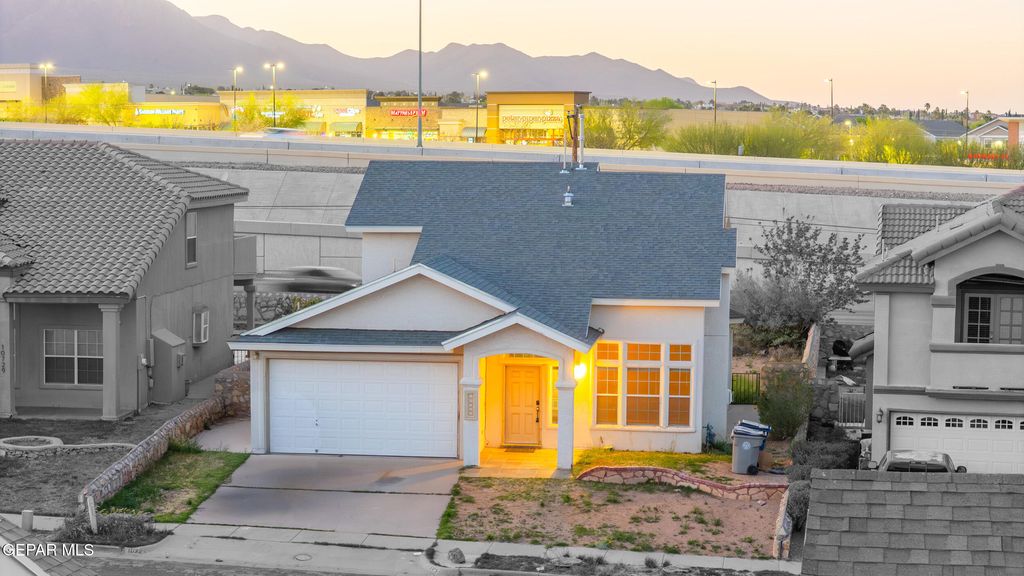 Photo of 10725 PLEASANT SAND Drive, El Paso, TX 79924 (MLS # 940641)